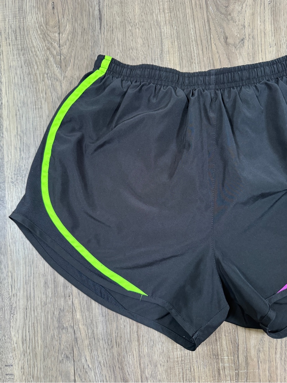 Vintage Nike Dri-FIT Tempo Shorts Black Multicolor Trim M - Picture 5 of 9